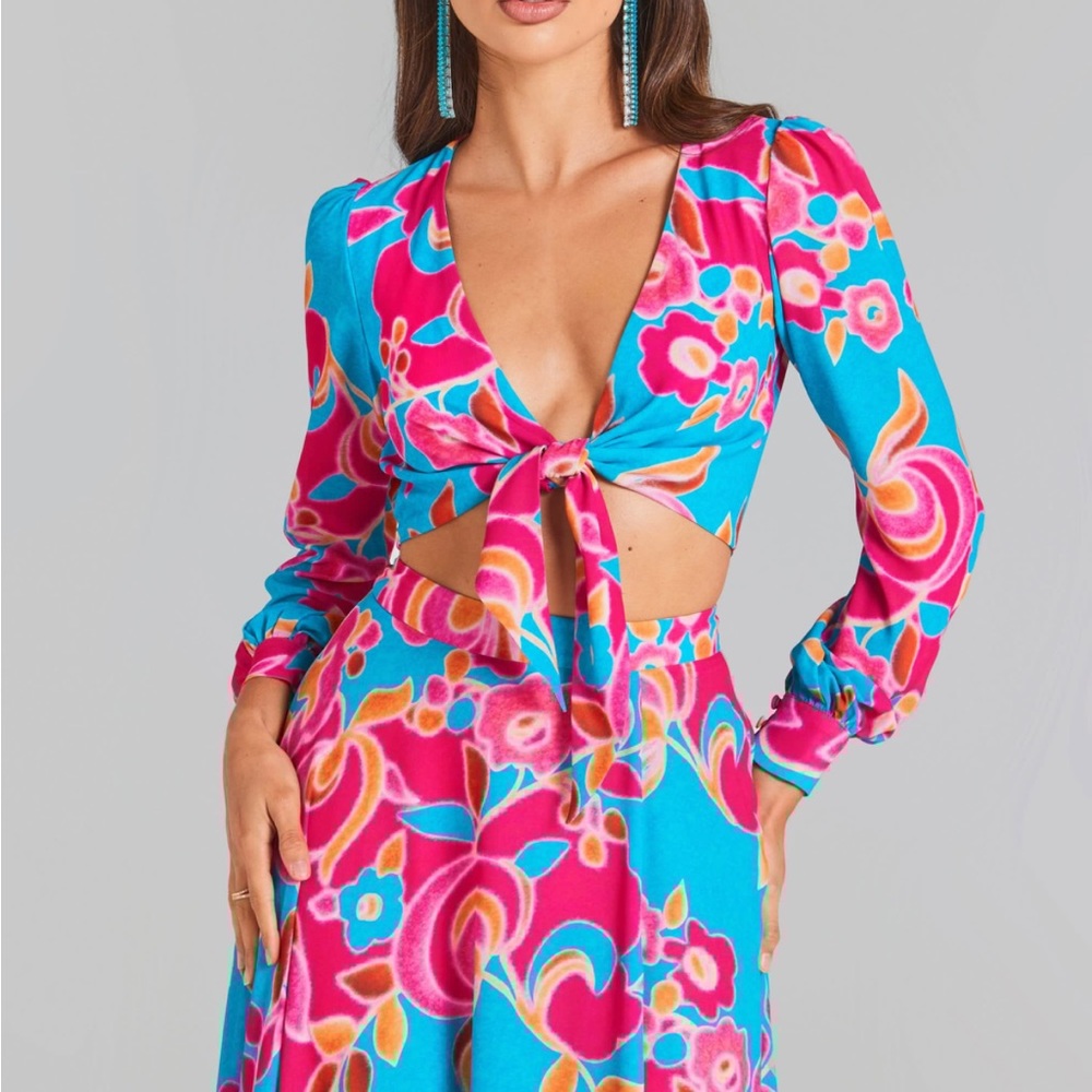 New Nadine Merabi “Cassidy” Floral Tie Top